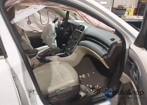 2015 Chevrolet Malibu 1Lt из США, поврежденный, VIN 1G11C5SL2FF197459